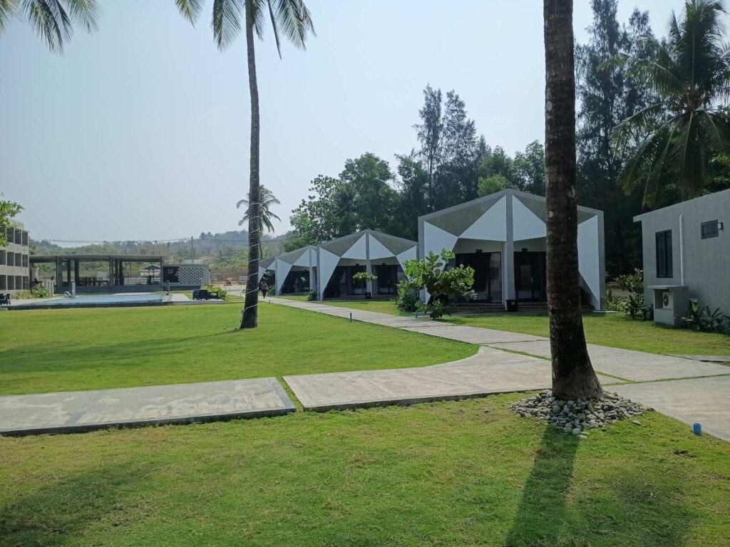 Shwe Ngwe Saung Hotel